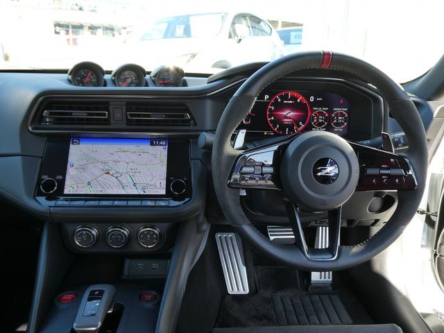フェアレディZ ニスモ NISMO専用チューニング&エクステリア・レイズ製鍛造19インチAW&レッドキャリパー・RECARO製スポーツシート・BOSEサウンド・純正ナビ・フルセグ・LEDヘッド・パドルシフト・オートHIビーム(10枚目)
