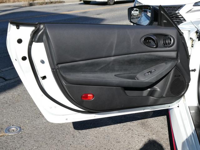 フェアレディZ ニスモ NISMO専用チューニング&エクステリア・レイズ製鍛造19インチAW&レッドキャリパー・RECARO製スポーツシート・BOSEサウンド・純正ナビ・フルセグ・LEDヘッド・パドルシフト・オートHIビーム(40枚目)