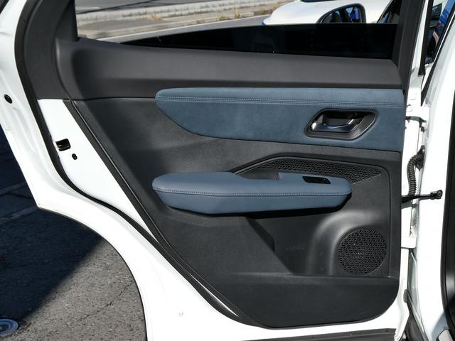 アリア B6 e-4ORCE リミテッド 1オーナー・12.3型ナビ・アラウンドビュー・ベンチレーションナッパレザー・BOSEサウンド・パノラミックガラスルーフ・プロパイロット2.0・プロパイロットパーキング・19AW・デジタルインナーミラー(45枚目)