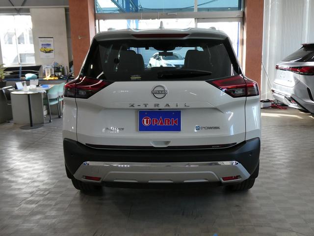 エクストレイル G e-4ORCE 黒革・プロパイロット・12.3型ナビ・フルセグ・BOSEサウンド・アラウンドビュー・デジタルインナー・プロパイロットパーキング・ニスモスポイラー・19AW・全席シートヒーター・HUD・パワーバックドア(7枚目)