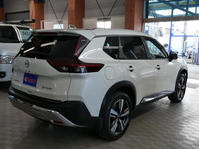 エクストレイル G e-4ORCE 黒革・プロパイロット・12.3型ナビ・フルセグ・BOSEサウンド・アラウンドビュー・デジタルインナー・プロパイロットパーキング・ニスモスポイラー・19AW・全席シートヒーター・HUD・パワーバックドア(8枚目)