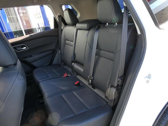 エクストレイル G e-4ORCE 黒革・プロパイロット・12.3型ナビ・フルセグ・BOSEサウンド・アラウンドビュー・デジタルインナー・プロパイロットパーキング・ニスモスポイラー・19AW・全席シートヒーター・HUD・パワーバックドア(16枚目)