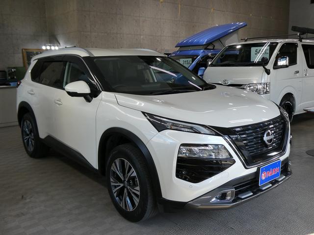 エクストレイル X e-4ORCE プロパイロット・12.3型ナビ・フルセグ・アラウンドビュー・カープレイ・防水セルクロスシート・フロントパワーシート・純正18AW・LEDヘッド・シートヒーター・BSM・パワーバックドア・1500W電源(3枚目)