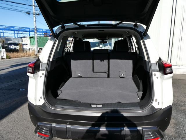 エクストレイル X e-4ORCE プロパイロット・12.3型ナビ・フルセグ・アラウンドビュー・カープレイ・防水セルクロスシート・フロントパワーシート・純正18AW・LEDヘッド・シートヒーター・BSM・パワーバックドア・1500W電源(14枚目)
