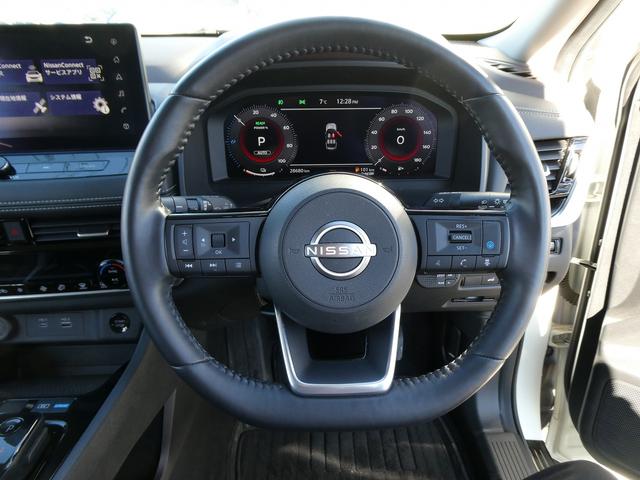 エクストレイル X e-4ORCE プロパイロット・12.3型ナビ・フルセグ・アラウンドビュー・カープレイ・防水セルクロスシート・フロントパワーシート・純正18AW・LEDヘッド・シートヒーター・BSM・パワーバックドア・1500W電源(32枚目)