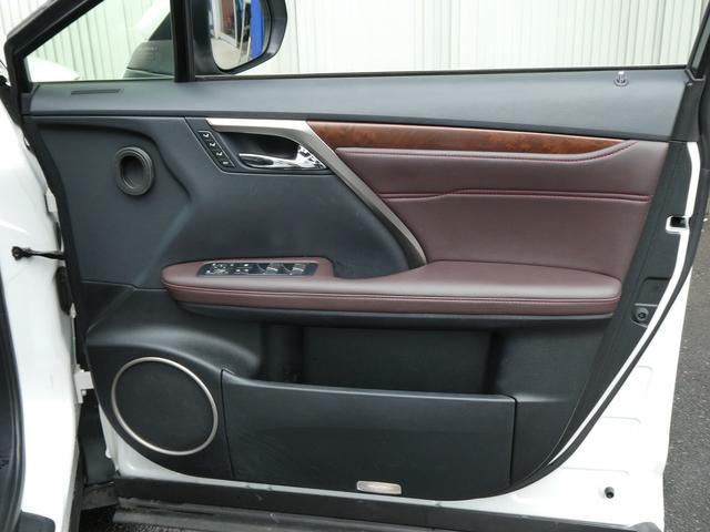 ＲＸ ＲＸ４５０ｈＬ　後期・１オーナー・茶革エアシート・パノラミックビュー・３眼ＬＥＤ・リアエンターシステム・タッチパネルナビ・フルセグ・ＨＵＤ・セーフティＳ・ＢＳＭ・オートＨＩビーム・リアシートヒーター・パワーバックドア（45枚目）