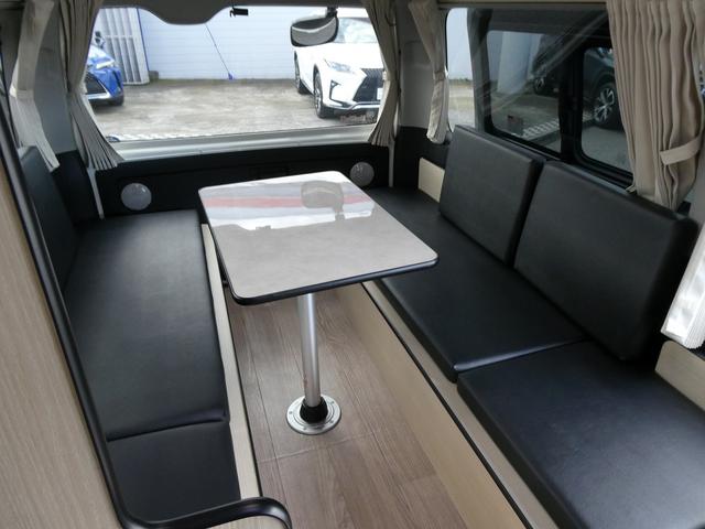 ハイエースバン ロングDX グリーンハンズ製 HAJIME リチウムバッテリー・電圧計・2000Wインバーター・外部電源・12Vクーラー・FFヒーター・走行時リアクーラー&ヒーター・シンク・40L冷蔵庫・9インチナビ・Bカメラ(13枚目)