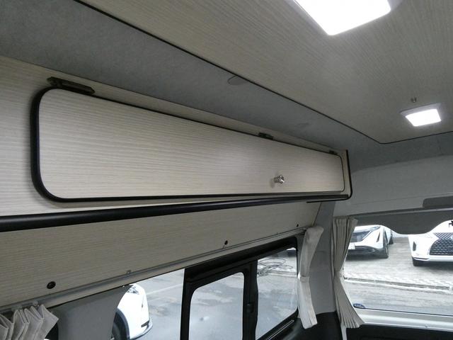 ハイエースバン ロングDX グリーンハンズ製 HAJIME リチウムバッテリー・電圧計・2000Wインバーター・外部電源・12Vクーラー・FFヒーター・走行時リアクーラー&ヒーター・シンク・40L冷蔵庫・9インチナビ・Bカメラ(37枚目)