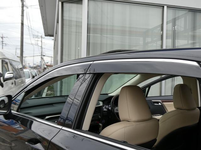 ＲＸ ＲＸ４５０ｈ　バージョンＬ　後期・白革エアシート・サンルーフ・パノラミックビューカメラ・純正タッチパネルナビ・フルセグ・３眼ＬＥＤヘッド・パワーバックドア・純正２０ＡＷ・リアシートヒーター・ＨＵＤ・セーフティＳ・ＢＳＭ・ＥＴＣ（52枚目）