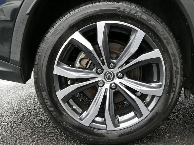 ＲＸ ＲＸ４５０ｈ　バージョンＬ　後期・白革エアシート・サンルーフ・パノラミックビューカメラ・純正タッチパネルナビ・フルセグ・３眼ＬＥＤヘッド・パワーバックドア・純正２０ＡＷ・リアシートヒーター・ＨＵＤ・セーフティＳ・ＢＳＭ・ＥＴＣ（65枚目）