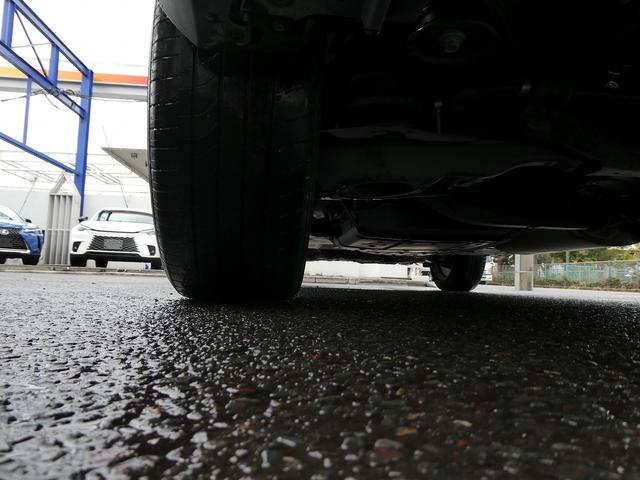 ＲＸ ＲＸ４５０ｈ　バージョンＬ　後期・白革エアシート・サンルーフ・パノラミックビューカメラ・純正タッチパネルナビ・フルセグ・３眼ＬＥＤヘッド・パワーバックドア・純正２０ＡＷ・リアシートヒーター・ＨＵＤ・セーフティＳ・ＢＳＭ・ＥＴＣ（76枚目）