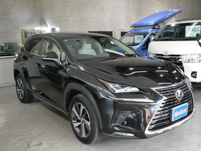 ＮＸ ＮＸ３００　Ｉパッケージ　後期・１オーナー・セーフティＳ・白革Ｌ－ＴＥＸシート・３眼ＬＥＤヘッド・純正ナビ・フルセグ・Ｓ／Ｂカメラ・パワーバックドア・純正１８ＡＷ・オートＨＩビーム・パドルシフト・本革ステア・シートヒーター（3枚目）