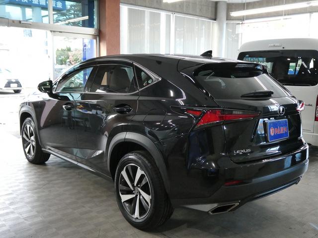 ＮＸ ＮＸ３００　Ｉパッケージ　後期・１オーナー・セーフティＳ・白革Ｌ－ＴＥＸシート・３眼ＬＥＤヘッド・純正ナビ・フルセグ・Ｓ／Ｂカメラ・パワーバックドア・純正１８ＡＷ・オートＨＩビーム・パドルシフト・本革ステア・シートヒーター（6枚目）