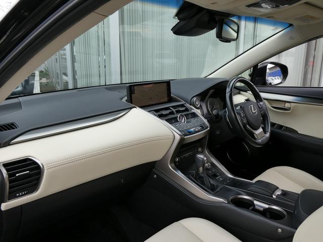 ＮＸ ＮＸ３００　Ｉパッケージ　後期・１オーナー・セーフティＳ・白革Ｌ－ＴＥＸシート・３眼ＬＥＤヘッド・純正ナビ・フルセグ・Ｓ／Ｂカメラ・パワーバックドア・純正１８ＡＷ・オートＨＩビーム・パドルシフト・本革ステア・シートヒーター（18枚目）