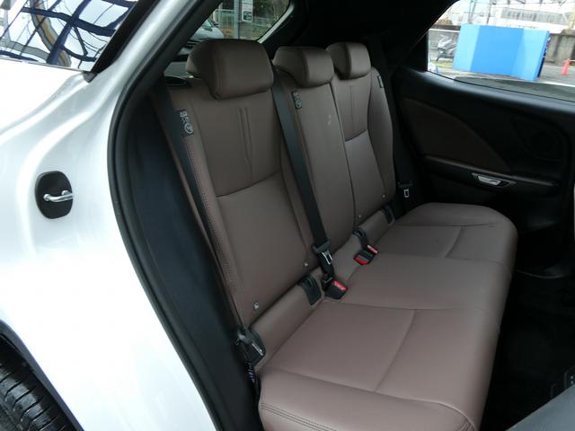 ＬＢＸ エレガント　茶革Ｌ－ＴＥＸシート・シートヒーター・パノラミックビュー・純正ナビ・フルセグ・カープレイ・セーフティセンス・パワーバックドア・ＯＰ１８ＡＷ・ＬＥＤヘッド・純正ドラレコ・ＨＵＤ・ＢＳＭ・ビルトインＥＴＣ（13枚目）