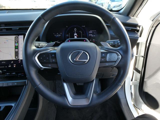 ＬＢＸ リラックス　セミアニリン本革シート・パノラミックビュー・９．８インチディスプレイオーディオ・アドバンスドパーク／ドライブ・パワーバックドア・ＨＵＤ・カープレイ・フルセグ・ＢＳＭ・オートＨＩビーム・純正１８ＡＷ・（28枚目）