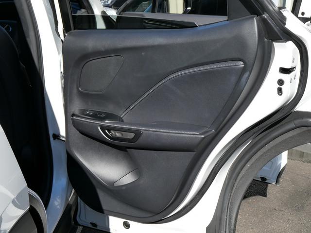 ＬＢＸ リラックス　セミアニリン本革シート・パノラミックビュー・９．８インチディスプレイオーディオ・アドバンスドパーク／ドライブ・パワーバックドア・ＨＵＤ・カープレイ・フルセグ・ＢＳＭ・オートＨＩビーム・純正１８ＡＷ・（39枚目）