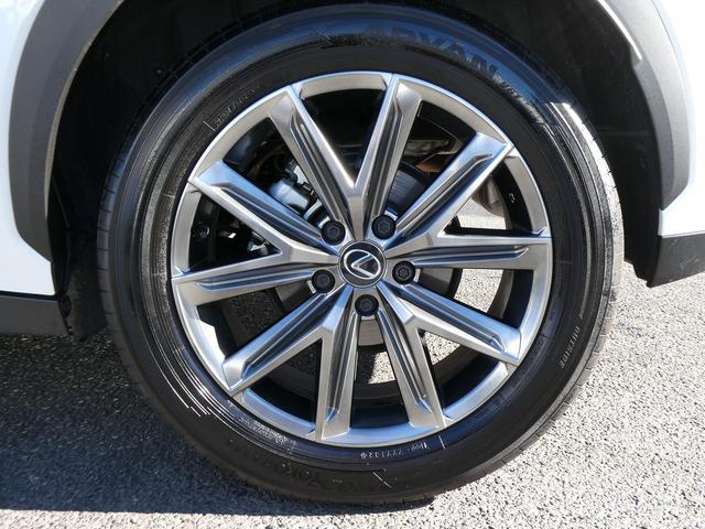 ＬＢＸ リラックス　セミアニリン本革シート・パノラミックビュー・９．８インチディスプレイオーディオ・アドバンスドパーク／ドライブ・パワーバックドア・ＨＵＤ・カープレイ・フルセグ・ＢＳＭ・オートＨＩビーム・純正１８ＡＷ・（53枚目）