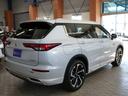 アウトランダーＰＨＥＶ Ｐ　黒革・アラウンドビュー・ＢＯＳＥサウンド・マイパイロット・ｅ－Ａｓｓｉｓｔ・純正ナビ・フルセグ・Ｓ－ＡＷＣ・純正エアロ・ミツビシコネクト・パワーバックドア・全席シートヒーター・ＨＵＤ・純正２０ＡＷ（8枚目）