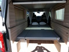 ͣ٣ңϣϣķ;夲٥åȡķ;夲Υ٥åȤ򥪥ץˤꣲȡʥɤȡˤ٥åȥ롼⡼ɤˤơ̤˼Ǽ줿٥åɤñʥǲ¨¤˥٥åɥ롼ब 3