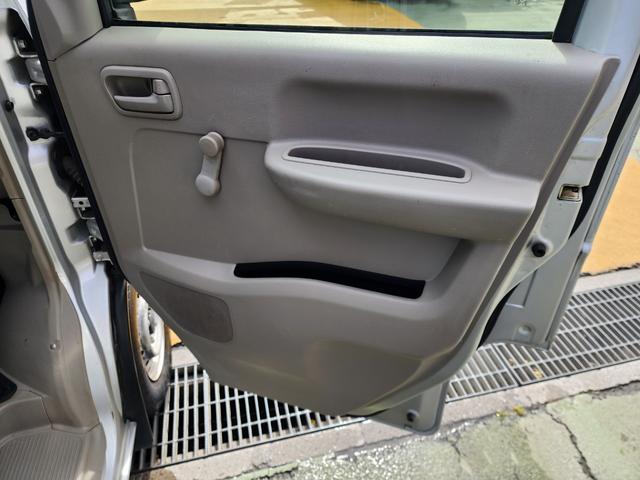 エブリイ ＰＡ　Ｗエアバック　集中ドアロック　パワステ　エアコン　ＥＴＣ　タイミングチェーン（12枚目）