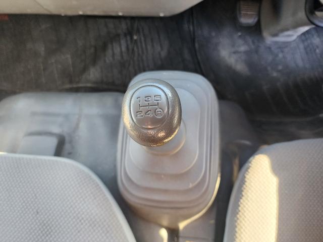 トヨエース ロングジャストロー　１．５ｔ　社外メモリーナビ　ＢＴオーディオ　５ＭＴ　エアバック（17枚目）