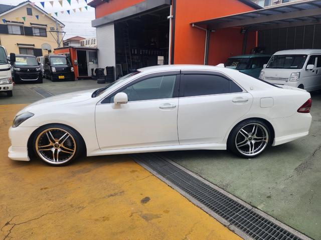 クラウン 2.5アスリート ナビパッケージ フルセグ BTオーディオ ローダウン 社外19AW ETC HID スマートキー 社外シートカバー D席パワーシート モデリスタエアロ(9枚目)