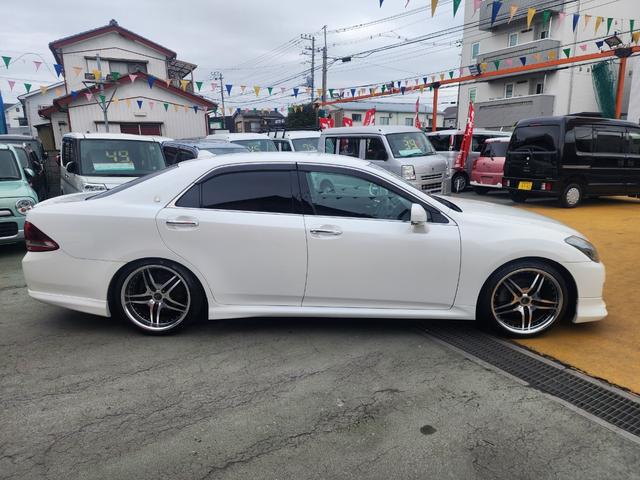 クラウン 2.5アスリート ナビパッケージ フルセグ BTオーディオ ローダウン 社外19AW ETC HID スマートキー 社外シートカバー D席パワーシート モデリスタエアロ(10枚目)