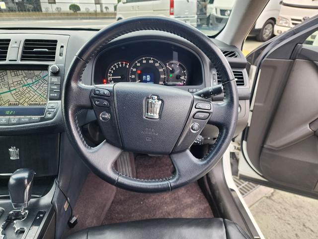 クラウン 2.5アスリート ナビパッケージ フルセグ BTオーディオ ローダウン 社外19AW ETC HID スマートキー 社外シートカバー D席パワーシート モデリスタエアロ(20枚目)