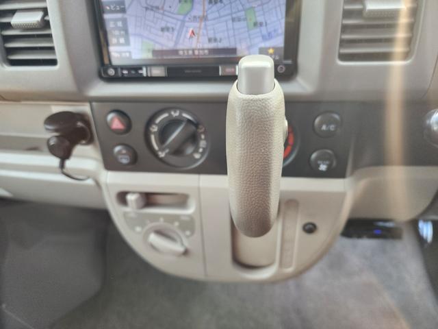 エブリイ ジョインターボ　無事故車　パワステ　エアコン　パワーウインドウ　メモリーナビ　電動格納ミラー　ＣＤ／ＤＶＤ　ＥＴＣ（17枚目）