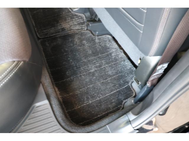 フォレスター スポーツ　アイサイト　ナビＴＶ　ＥＴＣ２　Ｆ・Ｓ・Ｒカメラ　ナビ　ＴＶ　ＥＴＣ２　Ｆ・Ｓ・Ｒカメラ　ＣＤ　ＤＶＤ　ＢＤ　ＳＤ　ＢＴ　ステアリモコン　ステアヒーター　ｓｔｉマフラー　Ｆタワーバー　ドアミラーオート　カーゴステップパネル　運転席シートメモリー（16枚目）