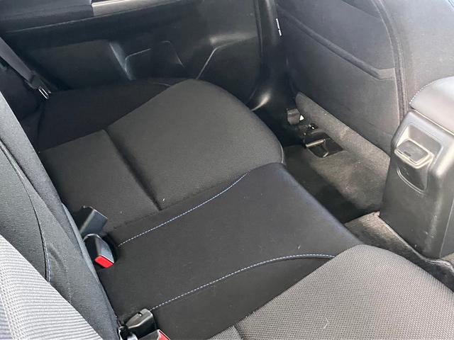 レヴォーグ 1.6GT-S アイサイト3 ナビTV ETC2 Rカメラ R300D DVD CD SD USB カーゴステップパネル LED&ライナー マット&バイザー レーンアシスト オートライト&ワイパー ステアリモコン 1オーナー 禁煙車 記録簿 プッシュ(14枚目)