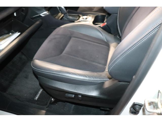 フォレスター スポーツ　アイサイト　ナビＴＶ　ＥＴＣ２　Ｆ・Ｓ・Ｒカメラ　ＦＸ８００Ｄ　ＣＤ　ＤＶＤ　ＢＤ　ＳＤ　ＢＴ　ステアリモコン　ステアヒーター　ステアリモコン　ＡＶＨ　ＳＲＨ　半皮＆前席Ｐシート＆全席ヒーター　ドアミラーオート　カーゴステップパネル　カーゴマット（13枚目）