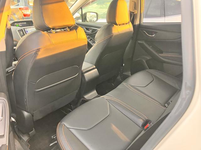 ＸＶ ２．０ｉ－Ｓ　アイサイト３　ナビ・ＴＶ　ＥＴＣ２　Ｒカメラ　ＬＲ８２０Ｄ　ＣＤ　ＤＶＤ　ＳＤ　ＡＵＸ　Ｂｌｕｅｔｏｏｔｈ　ＵＳＢ　ドラレコ　ナノイー　カーゴトレーマット　ＬＥＤ室内灯　カーボン調センターコンソール　マット＆バイザー　１オーナー　禁煙車　記録簿（8枚目）