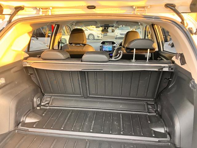 ＸＶ ２．０ｉ－Ｓ　アイサイト３　ナビ・ＴＶ　ＥＴＣ２　Ｒカメラ　ＬＲ８２０Ｄ　ＣＤ　ＤＶＤ　ＳＤ　ＡＵＸ　Ｂｌｕｅｔｏｏｔｈ　ＵＳＢ　ドラレコ　ナノイー　カーゴトレーマット　ＬＥＤ室内灯　カーボン調センターコンソール　マット＆バイザー　１オーナー　禁煙車　記録簿（12枚目）