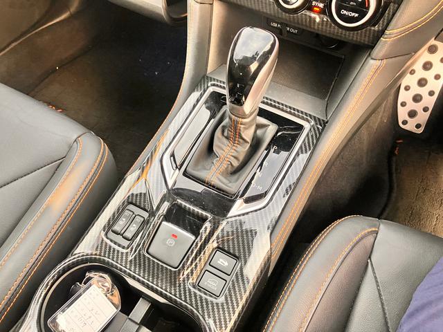 ＸＶ ２．０ｉ－Ｓ　アイサイト３　ナビ・ＴＶ　ＥＴＣ２　Ｒカメラ　ＬＲ８２０Ｄ　ＣＤ　ＤＶＤ　ＳＤ　ＡＵＸ　Ｂｌｕｅｔｏｏｔｈ　ＵＳＢ　ドラレコ　ナノイー　カーゴトレーマット　ＬＥＤ室内灯　カーボン調センターコンソール　マット＆バイザー　１オーナー　禁煙車　記録簿（22枚目）