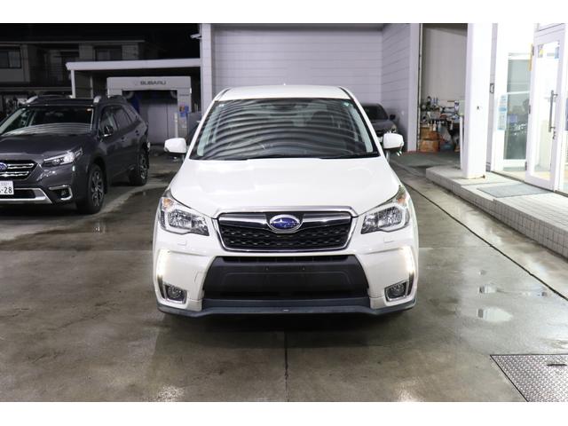 フォレスター Ｓ－リミテッド　ナビ　ＥＴＣ２．０　Ｒカメラ　黒革シート　パナソニックナビ（ＬＲ７００Ｄ）　フルセグＴＶ　ＥＴＣ２．０　パワーリヤゲート　ブラウンレザーシート　フロントパワーシートとヒーター　フロアマット　ドアバイザー　１８インチＡＷ（2枚目）