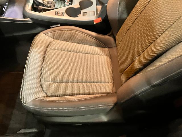 クロストレック リミテッド　アイサイト　ナビＴＶ　ＥＴＣ　全周囲カメラ　元社用車　１１．６ナビ　ＴＶ　ＥＴＣ　全周囲カメラ　ＡＵＸ　ＵＳＢ　Ｂｌｕｅｔｏｏｔｈ　ラジオ　マット＆バイザー　１８アルミ　ＡＶＨ　ＳＲＨ　前席Ｐシート＆ヒーター　１オーナー　禁煙車　記録簿（6枚目）