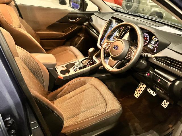 クロストレック リミテッド　アイサイト　ナビＴＶ　ＥＴＣ　全周囲カメラ　元社用車　１１．６ナビ　ＴＶ　ＥＴＣ　全周囲カメラ　ＡＵＸ　ＵＳＢ　Ｂｌｕｅｔｏｏｔｈ　ラジオ　マット＆バイザー　１８アルミ　ＡＶＨ　ＳＲＨ　前席Ｐシート＆ヒーター　１オーナー　禁煙車　記録簿（15枚目）