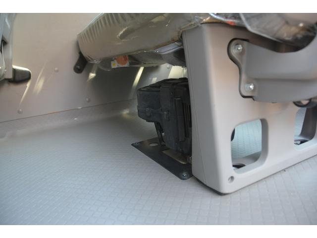 ロング LX マイクロバス 29人 ルームラック 自動扉 AT車 ロング LX 29人乗り 自動ドア オートステップ ルームラック クーラー ヒーター スクールバスステッカー レベライザー カーテン 左電動格納ミラー ETC 暖機スイッチ 乗降中表示灯(17枚目)