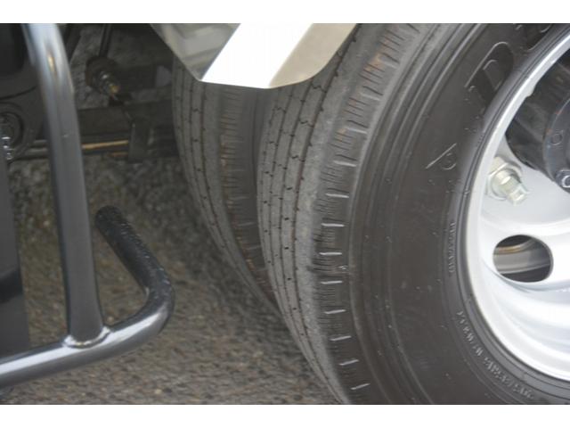 パッカー車 プレス式 新明和製 積載2000kg 4.3立米 連続動作 汚水タンク 作業灯 左電格ミラー キーレス 防臭扉(10枚目)