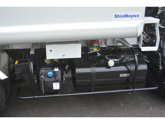 パッカー車 プレス式 新明和製 積載2000kg 4.3立米 連続動作 汚水タンク 作業灯 左電格ミラー キーレス 防臭扉(26枚目)