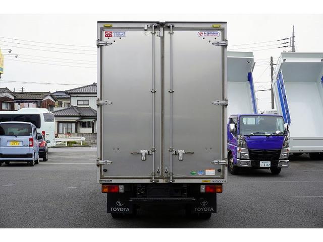 １０尺　アルミバン　２トン積　サイドドア　ラッシング１段　積載２０００ｋｇ　トヨタ車体製　導風板　バックカメラ　ＥＴＣ　９０度ストッパー　衝突軽減ブレーキ　車線逸脱警報(7枚目)