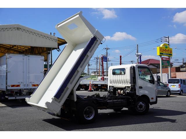 日野 デュトロ