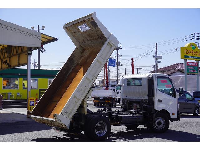 日野 デュトロ