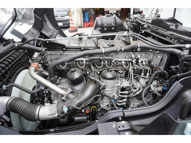 スーパーグレート １０トン　ハイルーフ　土砂ダンプ　５．３ｍ長　角底　新明和　大型　３軸　２デフ　積載８８００ｋｇ　電動コボレーン　鳥居ラダー　バックカメラ　ＥＴＣ　メッキ　坂道発進補助　アイドリングストップ　アドブルー　左電格ミラー　衝突軽減ブレーキ　車線逸脱警報（40枚目）