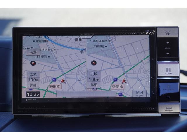 エルフトラック ワイドロング　３段クレーン　２トン　アルミブロック　ラジコン　積載２０００ｋｇ　古河ユニック製　フックイン　２．９３ｔ吊　鳥居床下左右工具箱　カゴ　ロープ穴４対　アオリ上部プロテクター　作業灯　鳥居鉄板張り　ＬＥＤヘッドライト　フォグ　坂道発進補助　左電格ミラー（26枚目）
