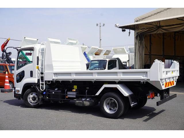 フォワード ４トン　ローダーダンプ　花見台製　三方開　２．７トン積　ベッドレス　積載２７００ｋｇ　ダンプピン　鳥居ラダー　鳥居アングル補強　荷台アングル付　坂道発進補助　ＥＴＣ　６速ＭＴ（4枚目）