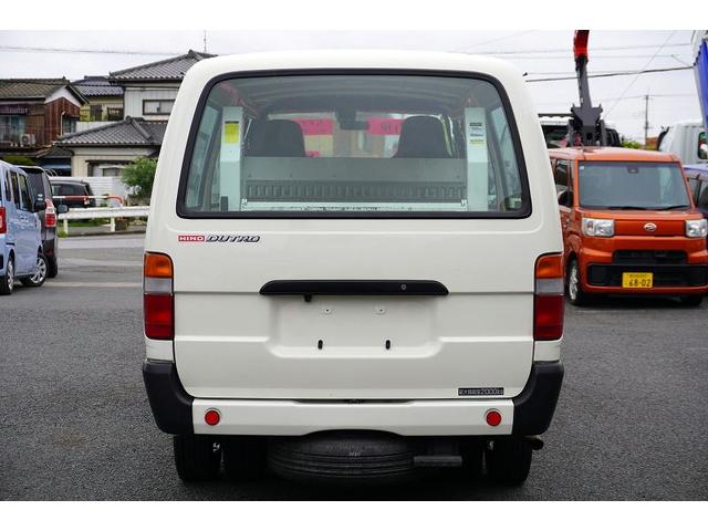 デュトロ ルートバン　５ドア　ディーゼル　２トン　和光工業パワーゲート　ジャストロー　積載２０００ｋｇ　３人乗　リア跳上ドア　荷台板張り　荷室加工有　ナビ　バックカメラ　ＡＴ　リフト（6枚目）