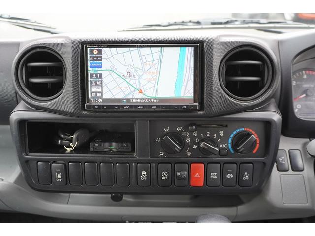 デュトロ ルートバン　５ドア　ディーゼル　２トン　和光工業パワーゲート　ジャストロー　積載２０００ｋｇ　３人乗　リア跳上ドア　荷台板張り　荷室加工有　ナビ　バックカメラ　ＡＴ　リフト（32枚目）